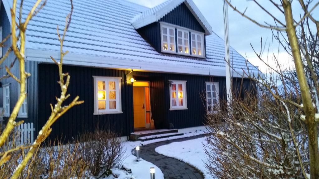 Guesthouse Heba Stokkseyri Екстериор снимка
