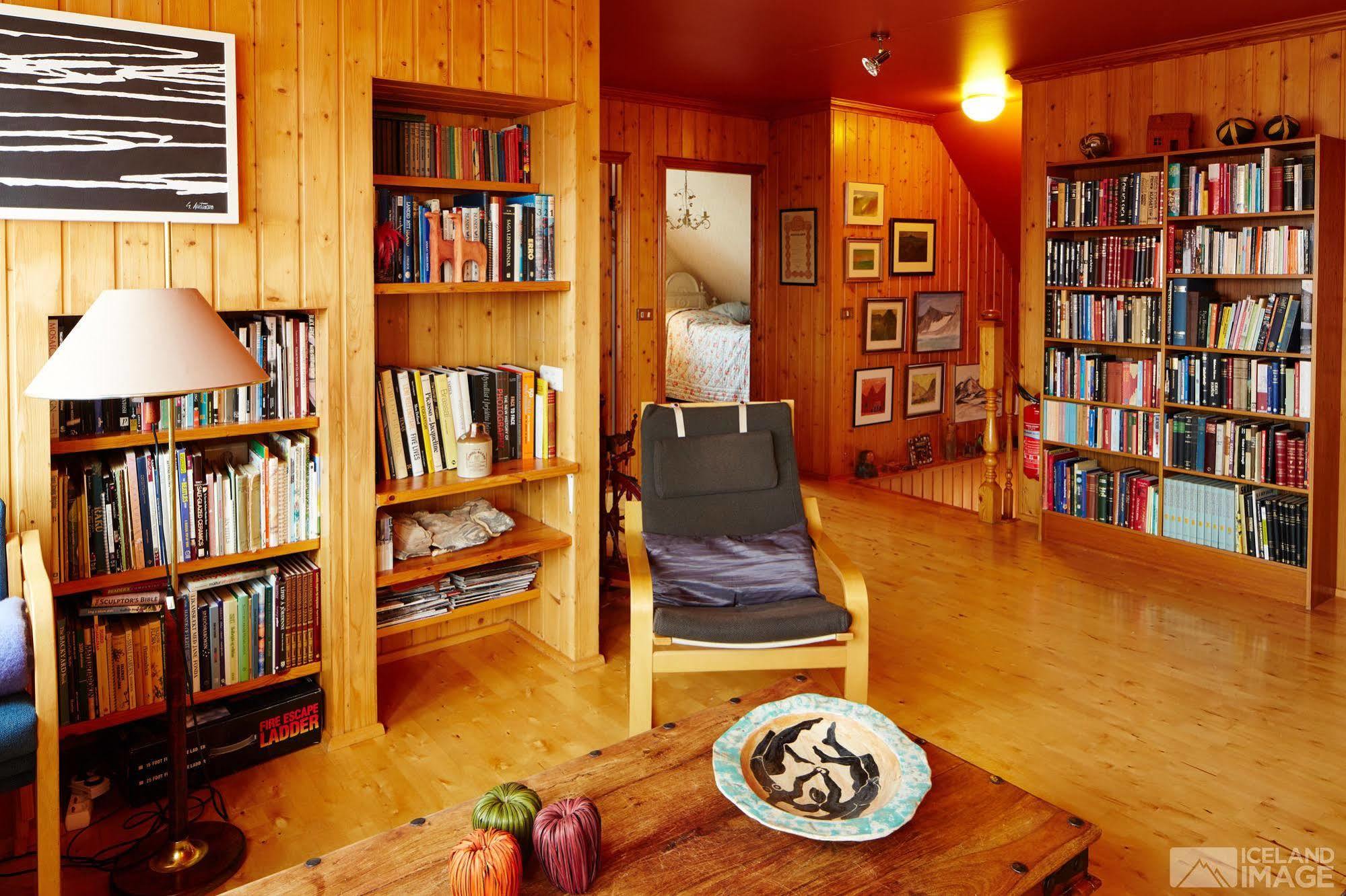 Guesthouse Heba Stokkseyri Екстериор снимка