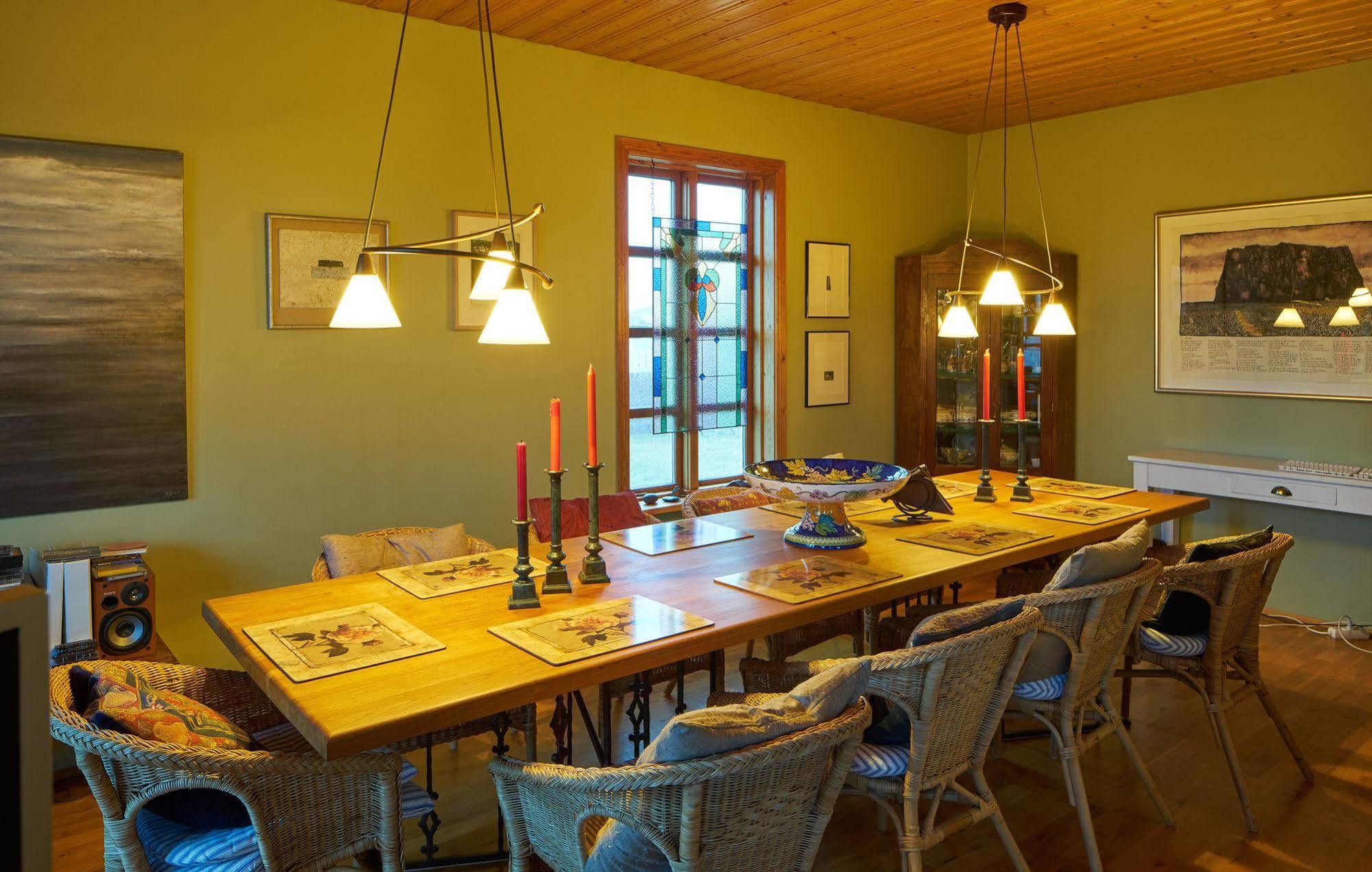Guesthouse Heba Stokkseyri Екстериор снимка